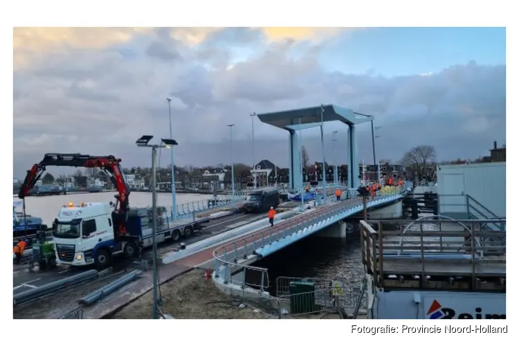 Laatste werkzaamheden voor opening Zaanbrug