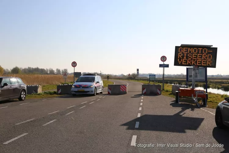 Coronamaatregelen Twiske verlengd: parkeerplaatsen blijven dicht