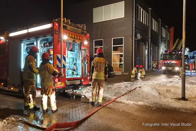 Brand in bedrijfspand Wormerveer