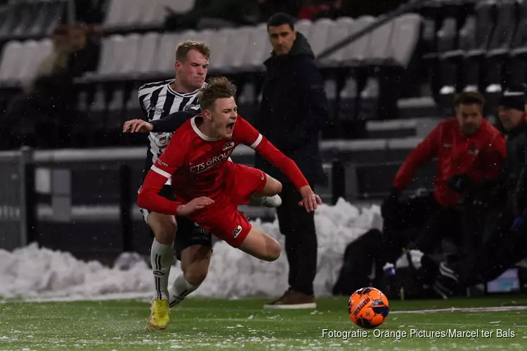 Heracles Almelo boekt belangrijke zege op Jong AZ