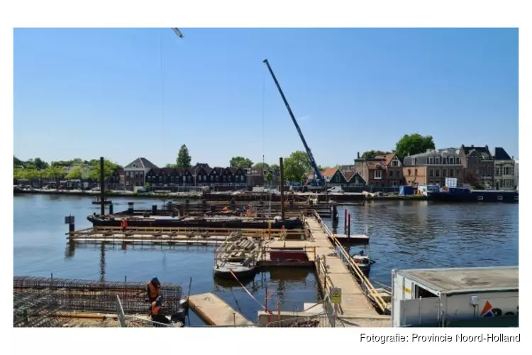 Werkzaamheden Zaanbrug bekijken tijdens Dag van de Bouw