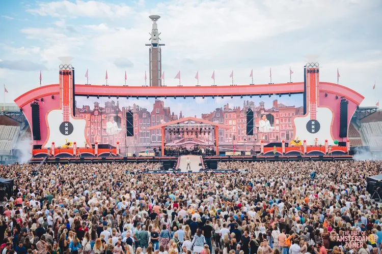 De Amsterdamse Zomer keert terug met een stadionconcert op vrijdag 7 juli en zaterdag 8 juli 2023!